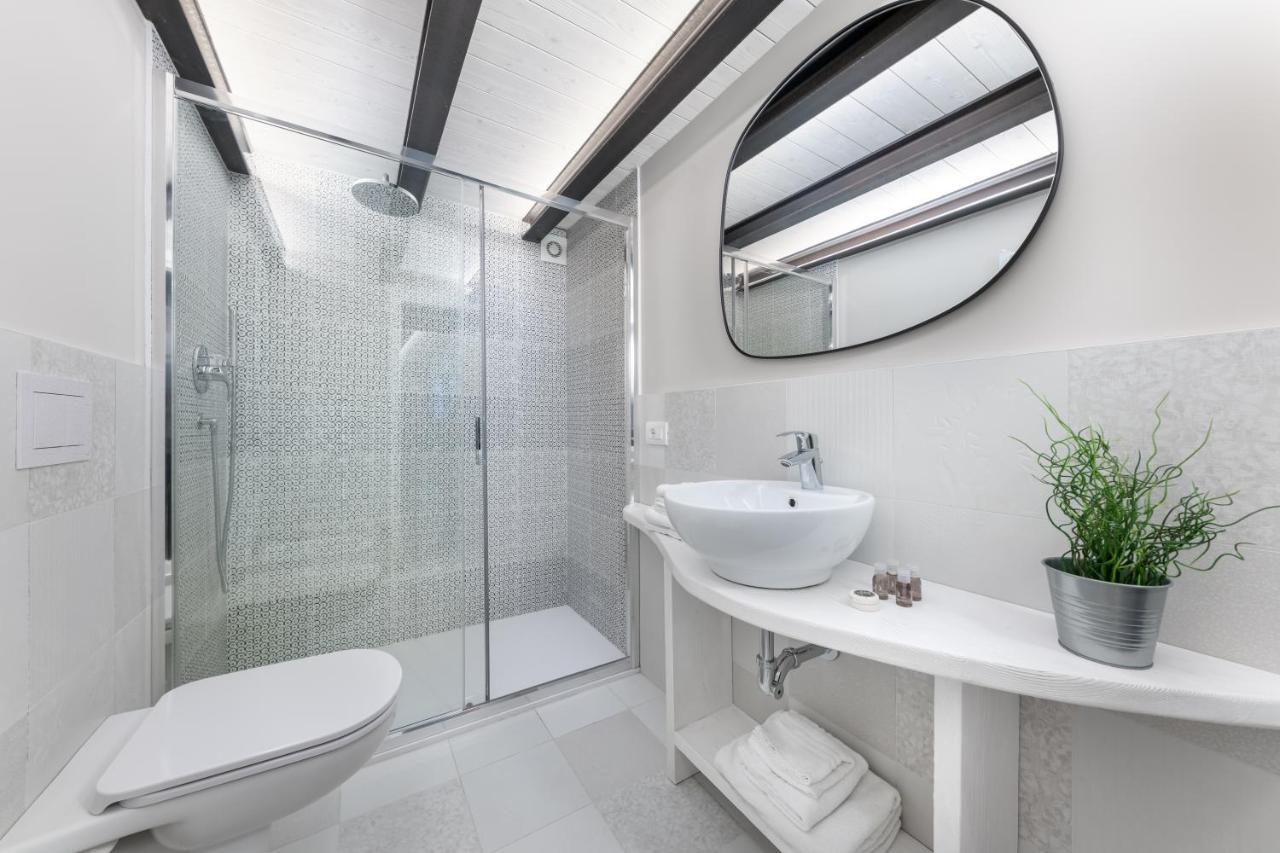 Casa Da Suite Yalta Milan Luaran gambar